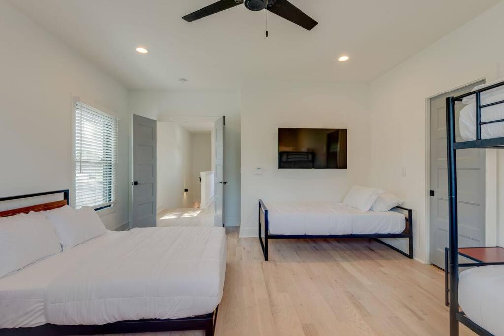 Luxury Downtown Nash/Roofdeck/11 Beds Villa แนชวิลล์ ภายนอก รูปภาพ